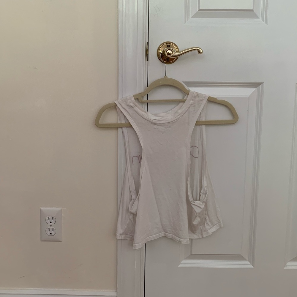Crop top - Picture 2 of 2